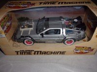 1/24 VOITURE DU FILM DELOREAN "RETOUR VERS LE FUTUR" EPISODE 3-1987-WELLY22444